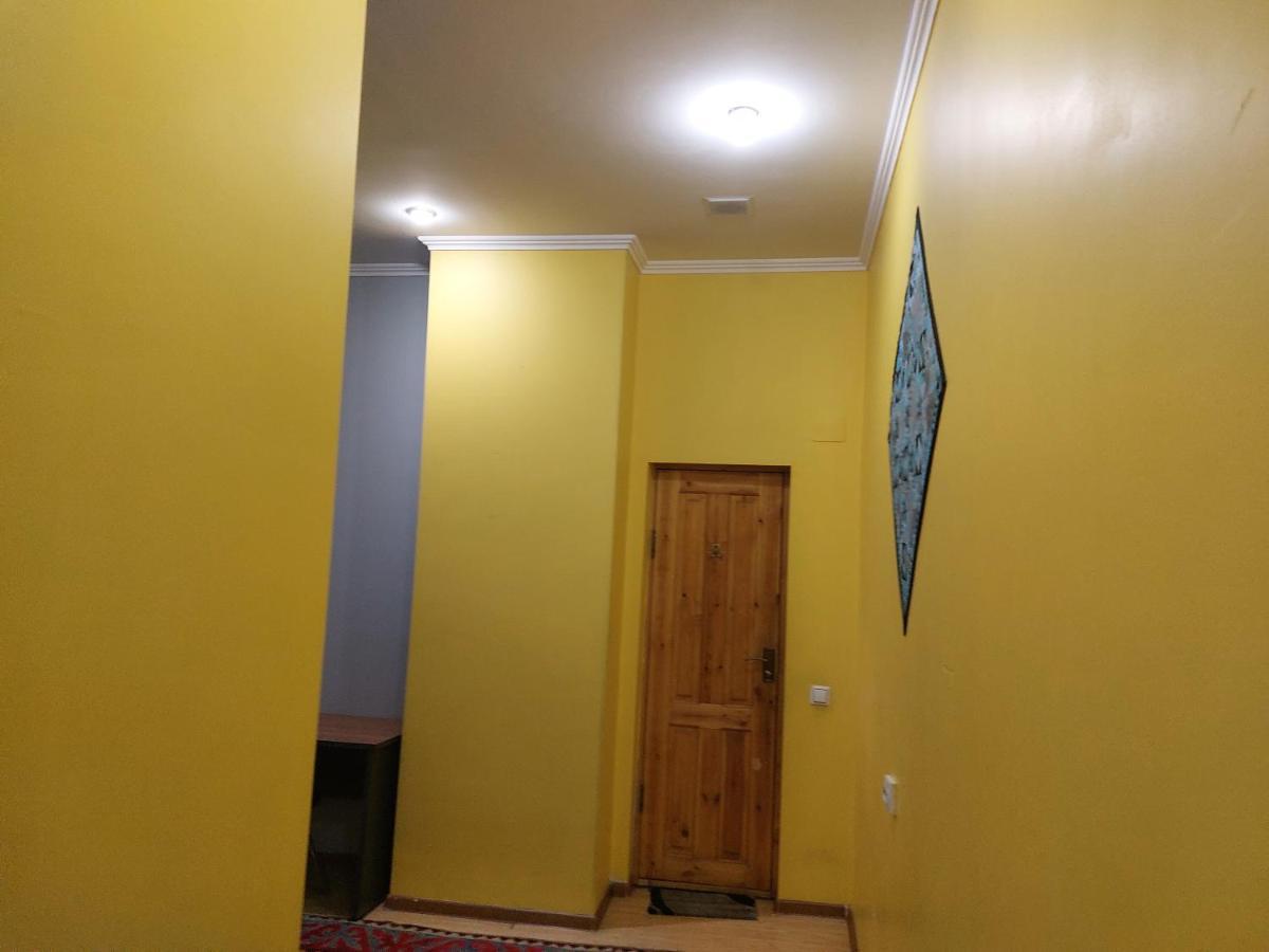 Konok Center Osh Hotel Ngoại thất bức ảnh