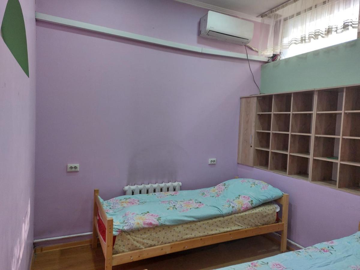 Konok Center Osh Hotel Ngoại thất bức ảnh