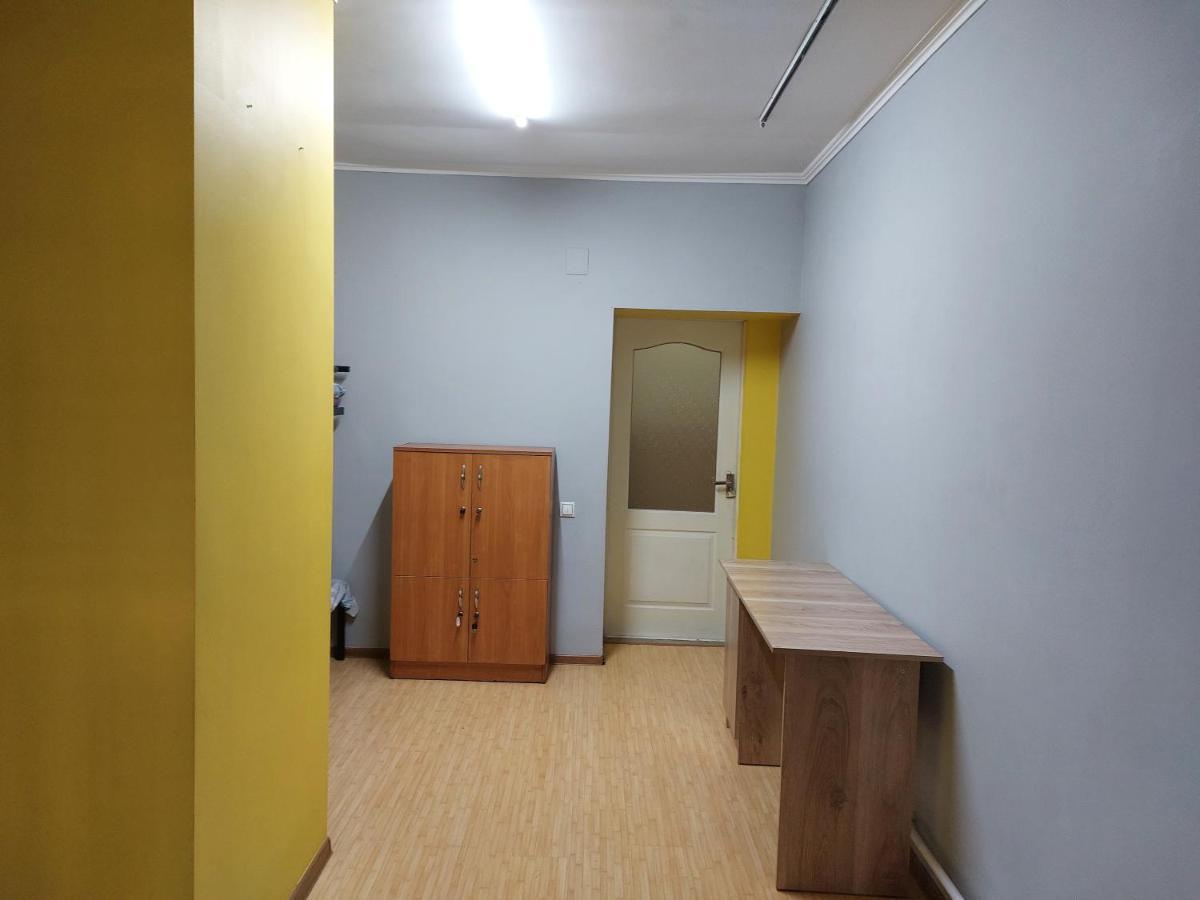 Konok Center Osh Hotel Ngoại thất bức ảnh
